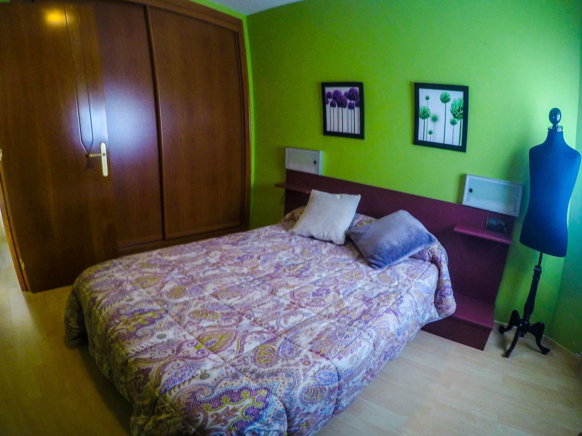 Alojamiento Villa Moles ซาลอว์ ภายนอก รูปภาพ